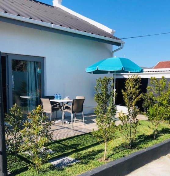 The Lily House Hotel Hermanus Exterior foto