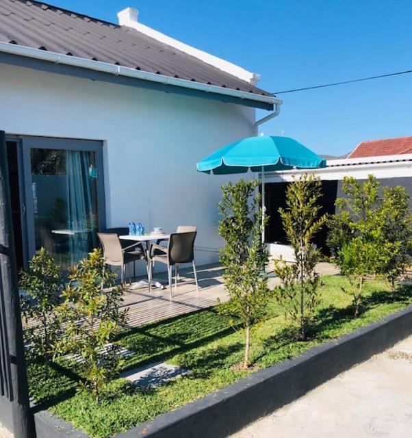 The Lily House Hotel Hermanus Exterior foto